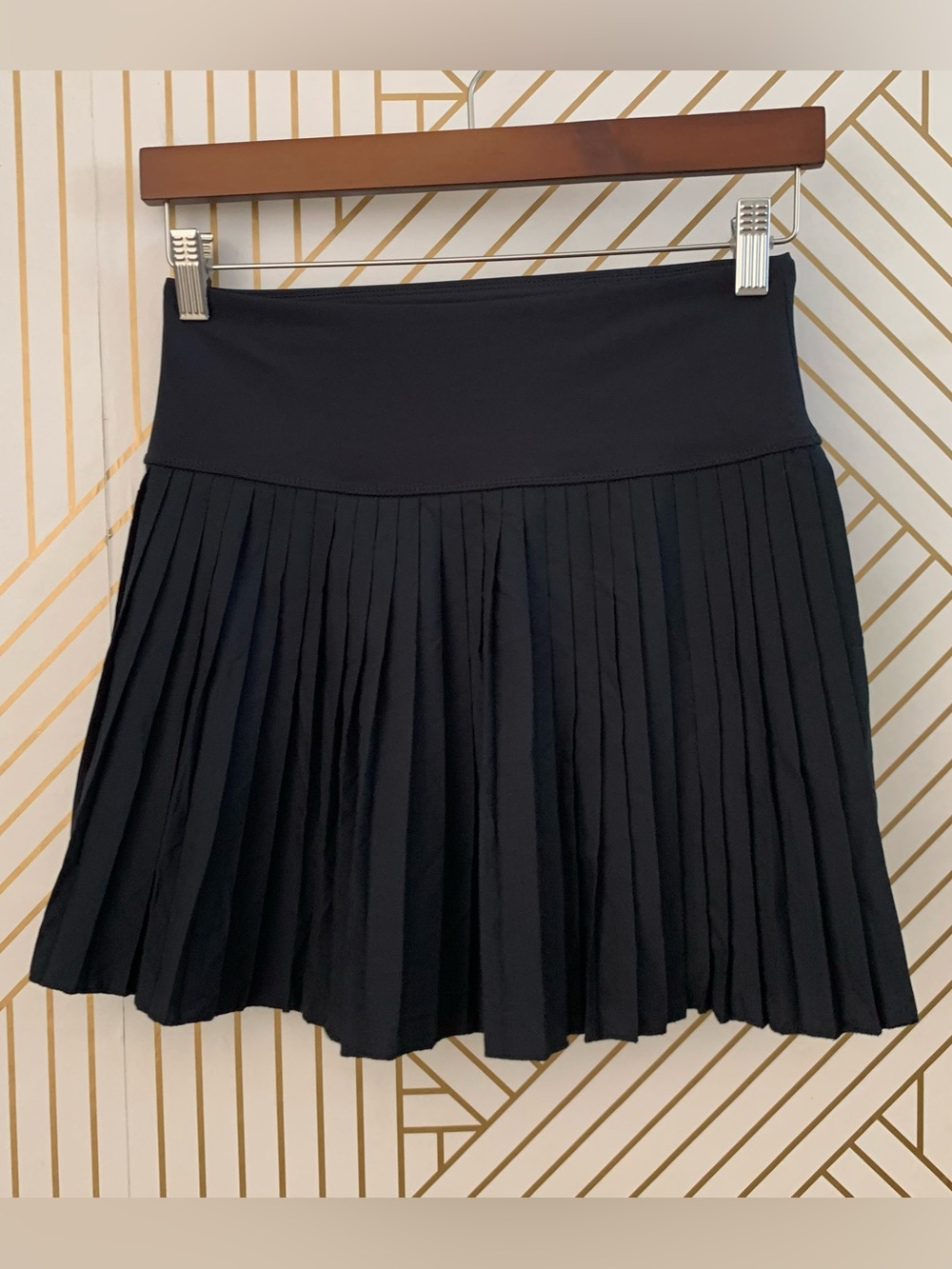 GAP Fit Black Pleated Tennis Golf Skirt Athletic Skort L Activewear Athleisure